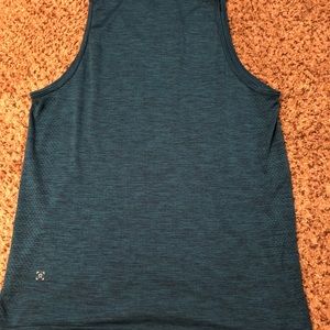 Lululemon tank top!